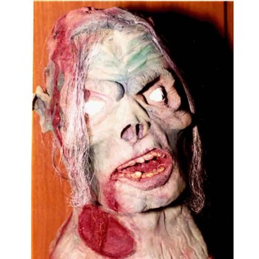 Scultura intitolato "zombi maschera di l…" da Gabriele Magrì, Opera d'arte originale