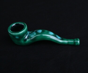 Design titled "Pipe émeraude avec…" by Gabriel Tremblay, Original Artwork, Ceramics