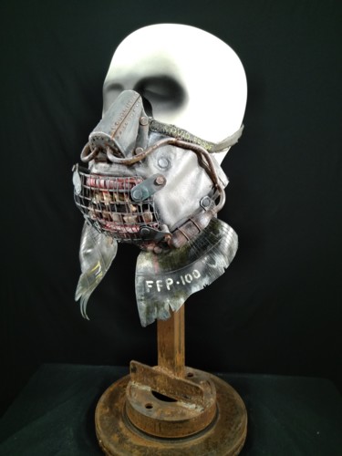 Sculpture titled "FFP 100 antivirus M…" by Igor Gadreaud (Gad the Brand), Original Artwork, Plastic