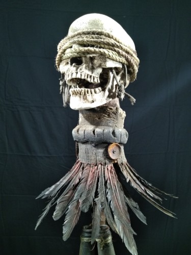 Sculpture intitulée "Voodoo small Totem" par Igor Gadreaud (Gad the Brand), Œuvre d'art originale, Os