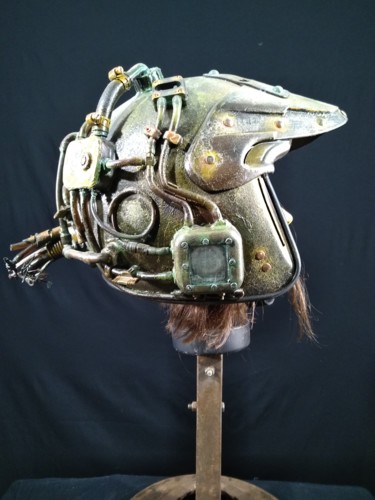 Skulptur mit dem Titel "Brain exo pump helm…" von Igor Gadreaud (Gad the Brand), Original-Kunstwerk, Kunststoff