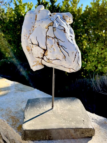 Sculpture titled "My heart" by Galadriel, Original Artwork, Ceramics