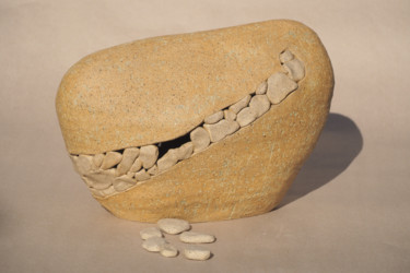Rzeźba zatytułowany „"in stone..."” autorstwa Agnieszka Chudzicka, Oryginalna praca, Ceramika