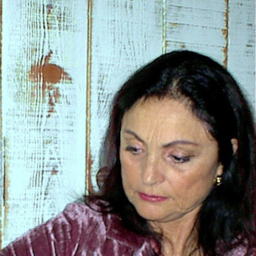 Arlette Flécher Profile Picture Large