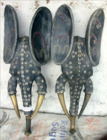 Artisanat intitulée "Couple têtes d'élép…" par Adidja Manjia, Œuvre d'art originale, Décoration de maison