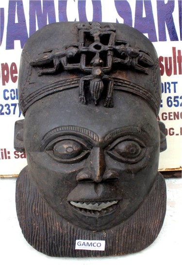 Sculpture intitulée "Masque Bamoun antiq…" par Adidja Manjia, Œuvre d'art originale, Bois