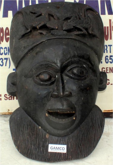 Sculpture intitulée "Masque bamoun antiq…" par Adidja Manjia, Œuvre d'art originale, Bois
