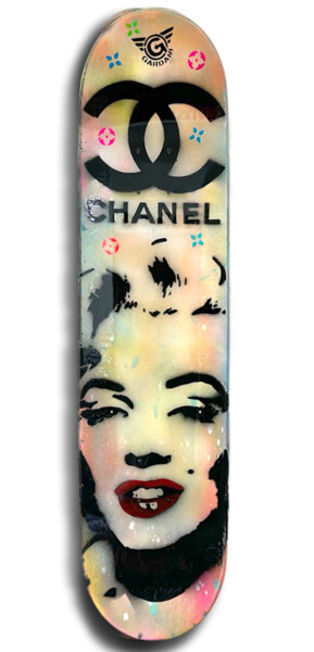 Γλυπτική με τίτλο "Marilyn Skateboard…" από Gardani, Αυθεντικά έργα τέχνης, Ξύλο