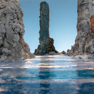 Photographie intitulée "Le piton du diable" par Gaspard De Gouges, Œuvre d'art originale, Photographie numérique