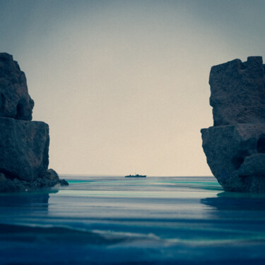 Photographie intitulée "Totalement bleu" par Gaspard De Gouges, Œuvre d'art originale, Photographie numérique