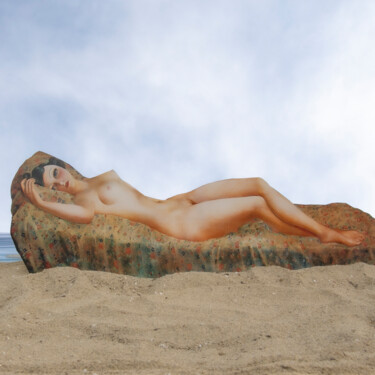 Fotografie mit dem Titel "Reclined nude on th…" von Gaspard De Gouges, Original-Kunstwerk, Digitale Fotografie