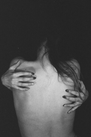 Photographie intitulée "The desire for love" par Gelu Stanculescu, Œuvre d'art originale, Photographie argentique