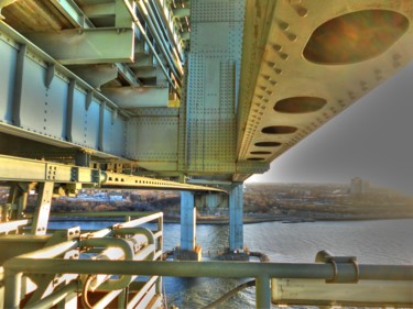 Fotografie mit dem Titel "bridge-005-tonemapp…" von George Grund, Original-Kunstwerk