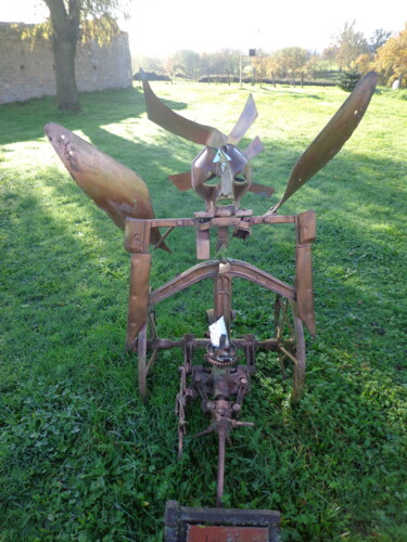 Скульптура под названием "l'archange" - Georges Kulik, Подлинное произведение искусства, Нержавеющая сталь