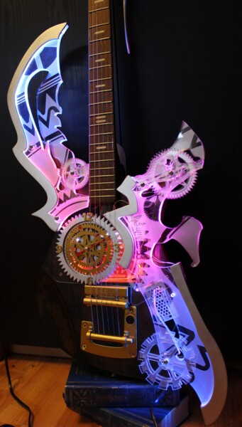 Design intitulée "SteamPunk Guitar2013" par Georgii Ineshin (Georgy Ineshin Gotcha), Œuvre d'art originale, Luminaire