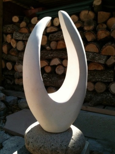 Escultura intitulada "Envolée" por Gepsy, Obras de arte originais, Pedra