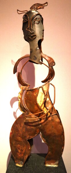 Skulptur mit dem Titel "Fatou" von Gérard Capron (G.CAPRON), Original-Kunstwerk, Metalle
