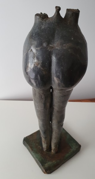 Skulptur mit dem Titel "Femme sans tete" von Gérard Cyne, Original-Kunstwerk, Beton
