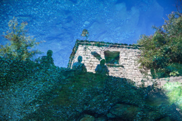 Photographie intitulée "au fond de la pisci…" par Gerard Jeanjean, Œuvre d'art originale