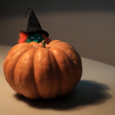 Photographie intitulée "halloween" par Gerard Jeanjean, Œuvre d'art originale