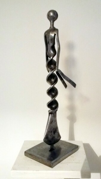 Sculpture titled "TOP MODELE HOMMAGE…" by Gerard Lami, Original Artwork, Metals