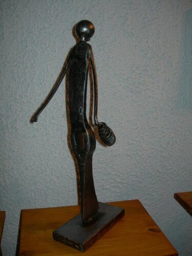Sculpture titled "TOP MODELE N°2" by Gerard Lami, Original Artwork