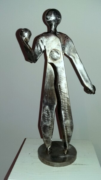 Sculpture titled "TIREUR AUX BOULES" by Gerard Lami, Original Artwork, Metals