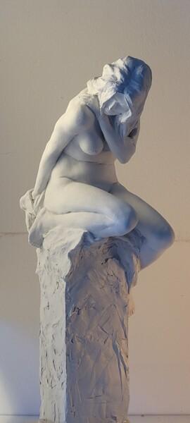 雕塑 标题为“LE REMORD ( sur com…” 由Gérard Rombi, 原创艺术品, 青铜