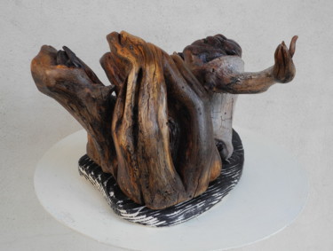Skulptur mit dem Titel "DOUN" von Gérard Didier, Original-Kunstwerk, Holz