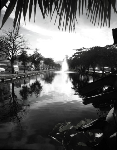 Photographie intitulée "Chiang Mai2" par Gérard Joël Sultan, Œuvre d'art originale