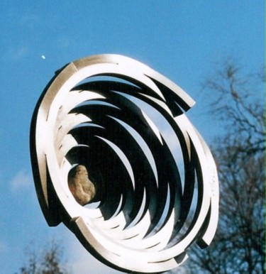 Sculpture titled "Super Nova-1" by Ghezzi, Original Artwork, Metals