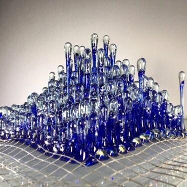 Escultura titulada "Cathédrale bleue" por Ghislaine Chapuis, Obra de arte original, Vidrio