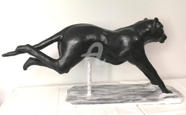雕塑 标题为“Panthère en action” 由Ghyslaine Leonelli, 原创艺术品, 树脂