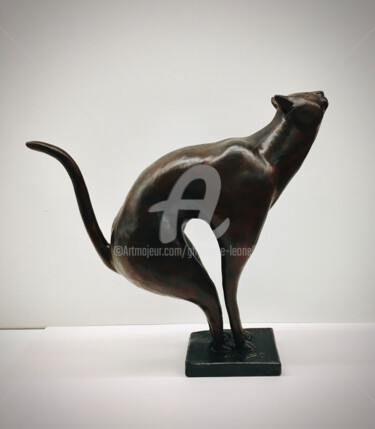 Escultura titulada "Chat  -réalisée sur…" por Ghyslaine Leonelli, Obra de arte original, Resina