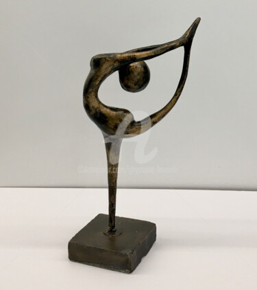 Скульптура под названием "Finesse" - Ghyslaine Leonelli, Подлинное произведение искусства, Смола