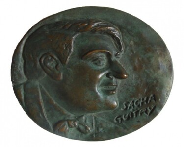 Sculpture titled "Sacha GUITRY" by Gilbert Liblin, Original Artwork, Bronze