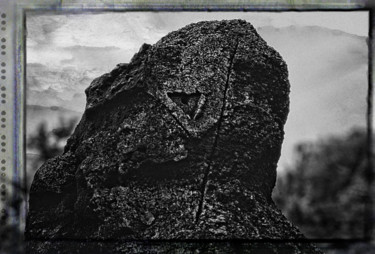 Photographie intitulée "guetteurs-du-volcan…" par Gilles Dumur, Œuvre d'art originale