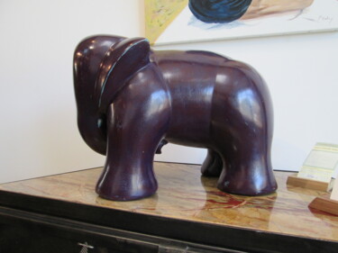 Skulptur mit dem Titel "Elephant" von Gilles Quere, Original-Kunstwerk, Porenbeton
