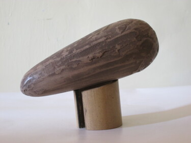 雕塑 标题为“Menhir” 由Gilles Quere, 原创艺术品, 石
