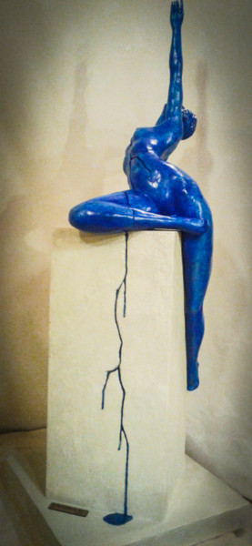 Sculpture intitulée ""Jusqu'à toucher to…" par M.C Day, Œuvre d'art originale, Terre cuite