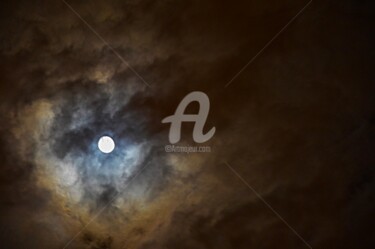 Photography titled "coeur-de-lune.jpg" by Giuseppe Muraca, Original Artwork