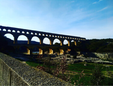 Photography titled "Pont du Gard 2" by Gladys Montella, Original Artwork, Digital Photography