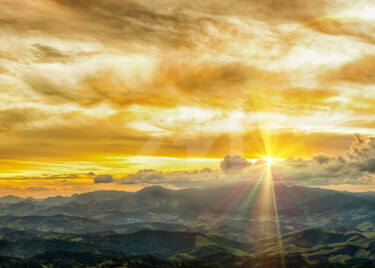 Photographie intitulée "Golden Hour" par Glauco Meneghelli, Œuvre d'art originale, Photographie numérique