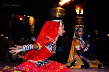 Fotografia intitolato "Folk Dance of India!" da Goutam Chakraborty, Opera d'arte originale