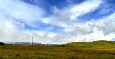 Photography titled "The Lone Lamp-post!" by Goutam Chakraborty, Original Artwork, Digital Photography