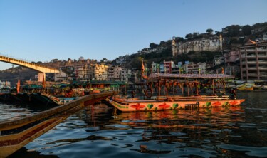 Fotografie getiteld "Omkareshwar - Narma…" door Goutam Chakraborty, Origineel Kunstwerk, Digitale fotografie