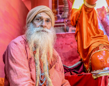 Фотография под названием "Hindu Monk!" - Goutam Chakraborty, Подлинное произведение искусства, Цифровая фотография