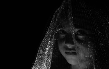 Fotografie mit dem Titel "Veil" von Goutam Chakraborty, Original-Kunstwerk