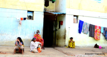 Photography titled "Waiting for some mi…" by Goutam Chakraborty, Original Artwork