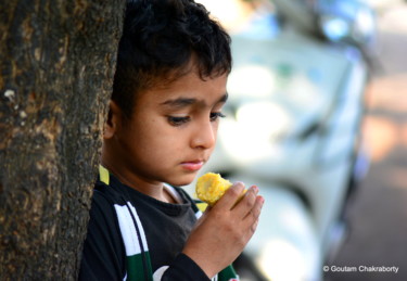Photography titled "Snacking !" by Goutam Chakraborty, Original Artwork